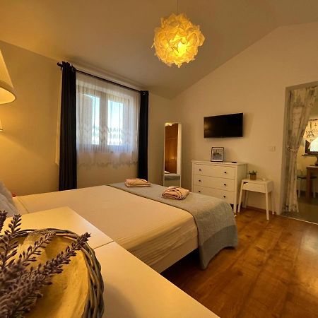 Apartment Cozy&Quiet Ровинь Экстерьер фото