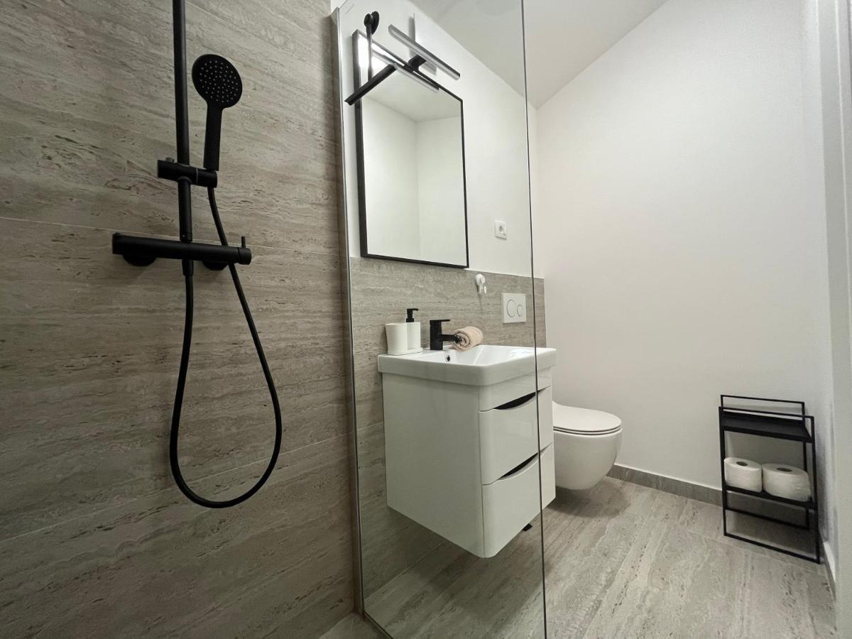 Apartment Cozy&Quiet Ровинь Экстерьер фото