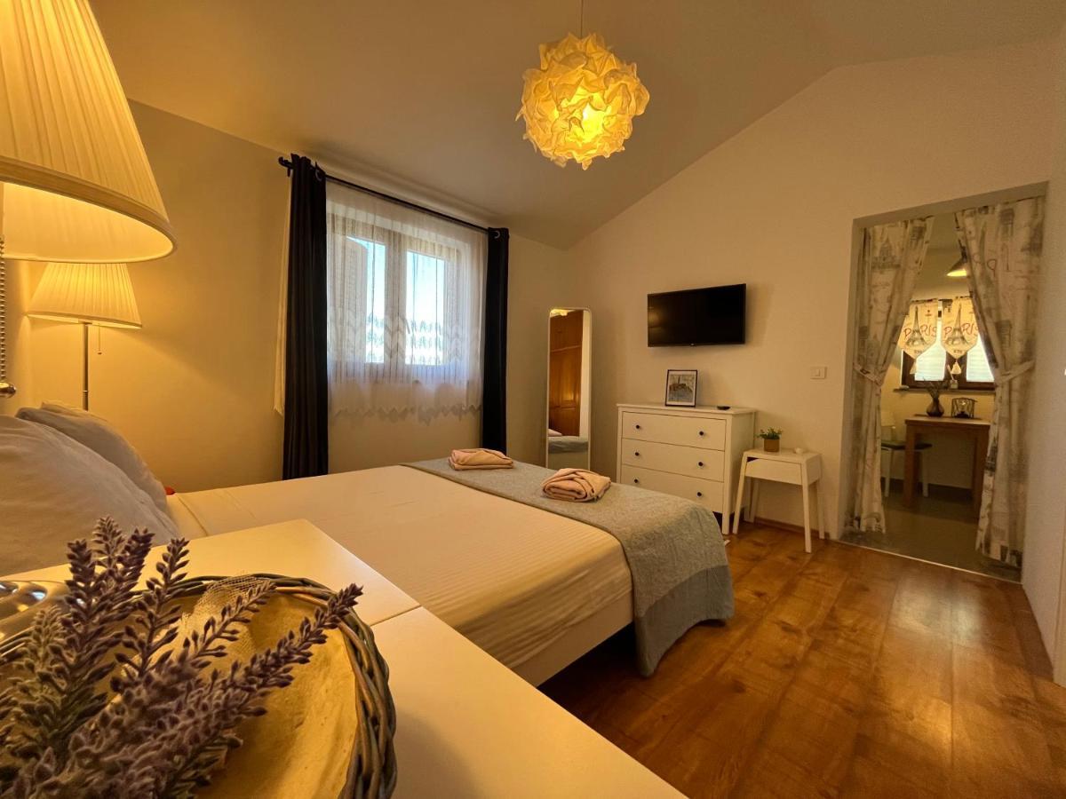 Apartment Cozy&Quiet Ровинь Экстерьер фото