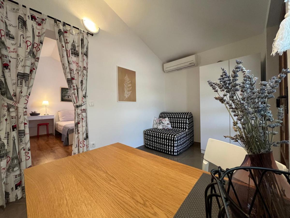 Apartment Cozy&Quiet Ровинь Экстерьер фото